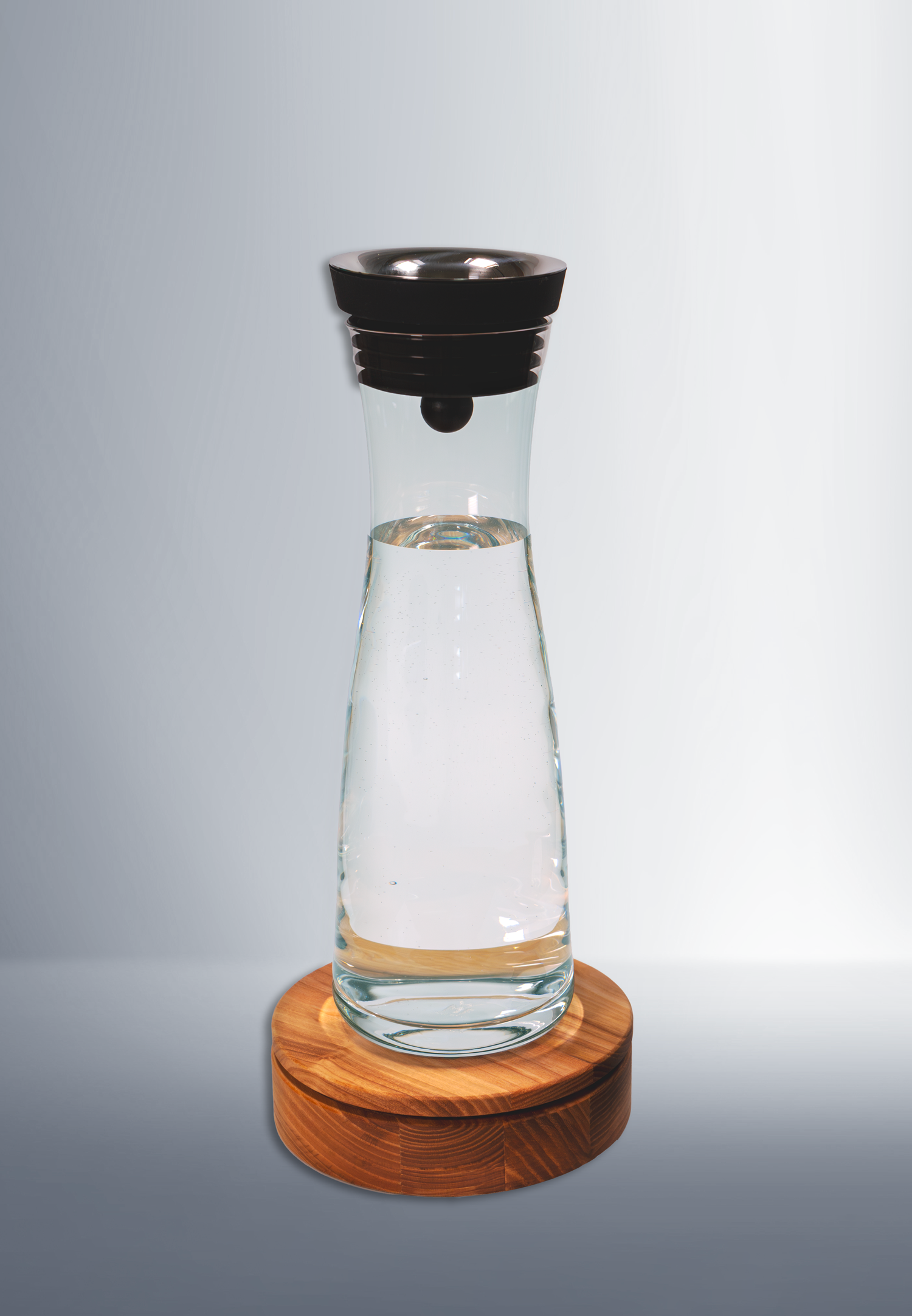 80000_Rayo-Aqua_Carafe-on-wood